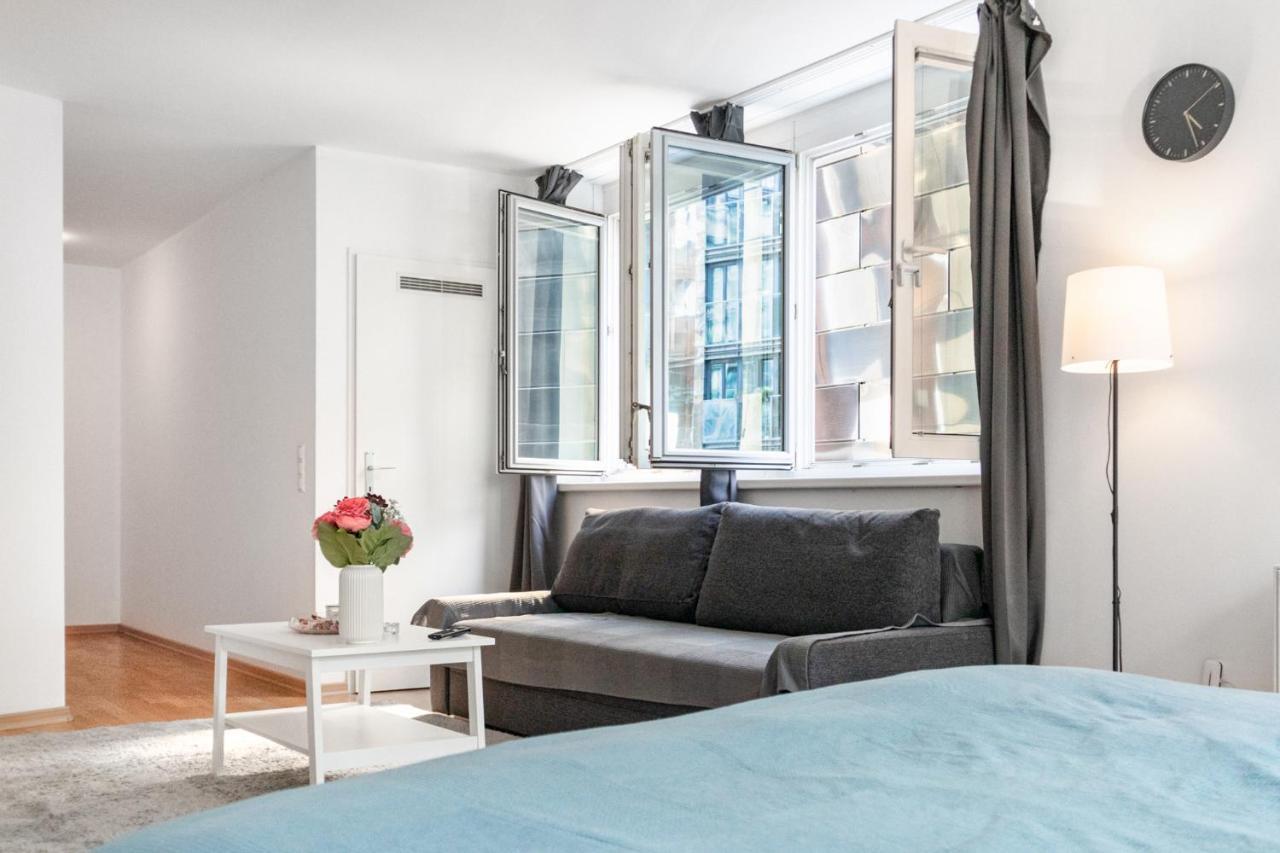 Gasometer Apartment - Designer Building With Amazing View Wien Eksteriør billede